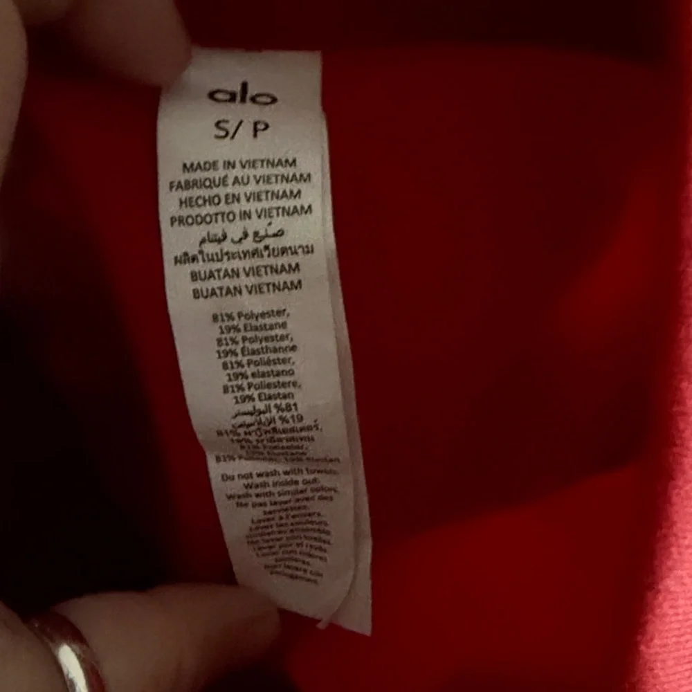 Alo Airbrush High-Waist Enso
Legging - Classic Red like new-size S - Picture 7 of 7